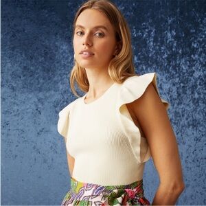 Marie Oliver Rory flutter sleeve ribbed knit top in macadamia size small